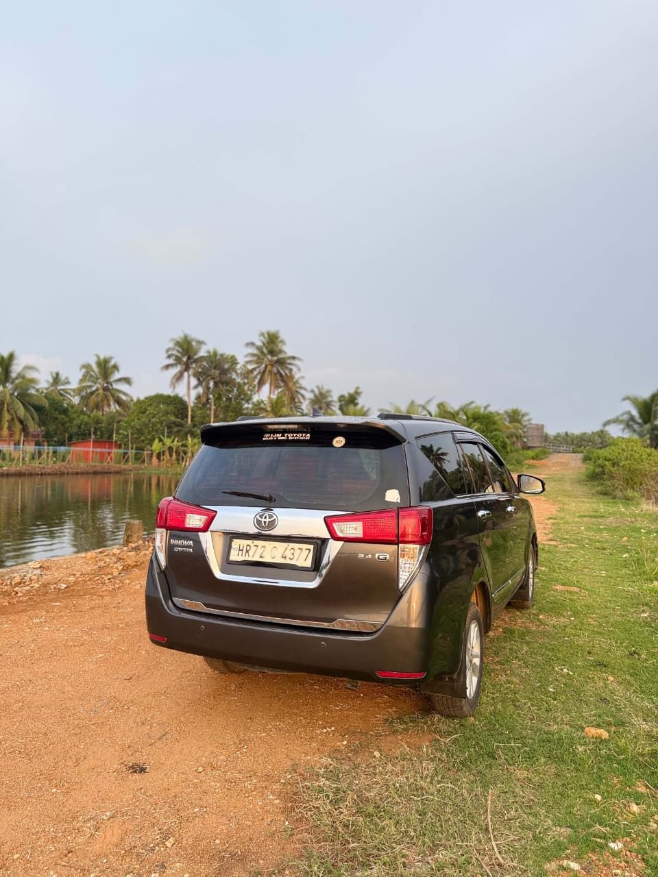 2016 Toyota Crysta G (3/10)