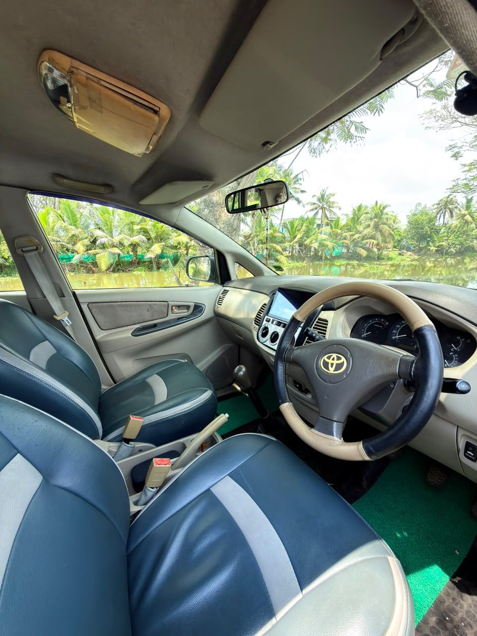 2009 Toyota Innova G (6/10)
